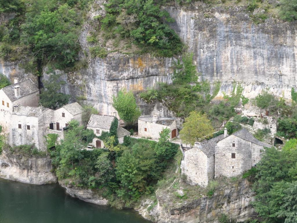 Hotel Des Rochers Marvejols Εξωτερικό φωτογραφία