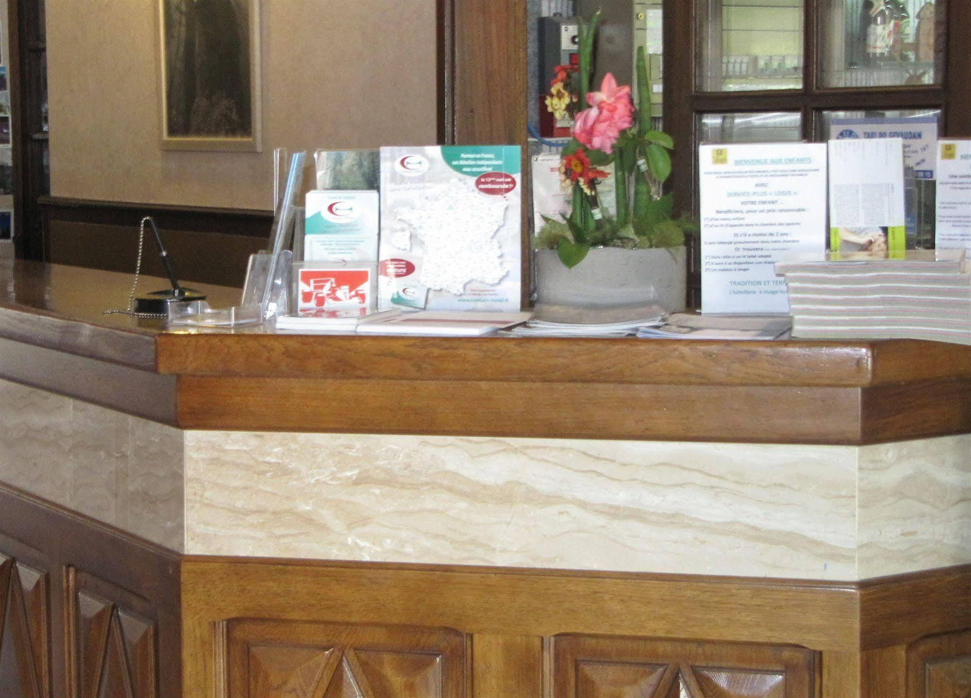 Hotel Des Rochers Marvejols Εξωτερικό φωτογραφία